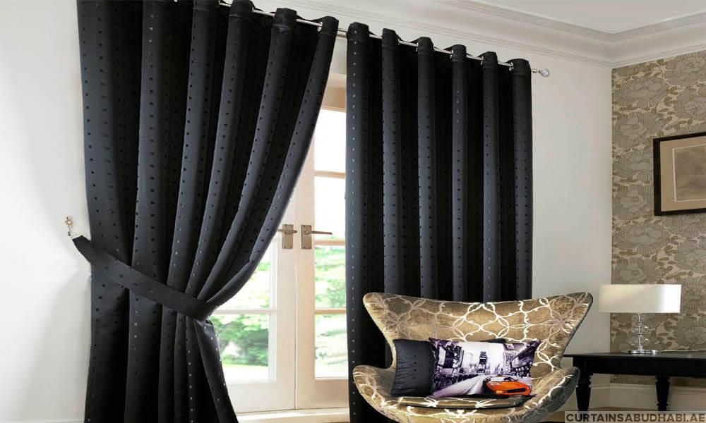 Read more about the article Custom Made to Measure Blackout curtains Supply and Installation in Abu Dhabi at best prices