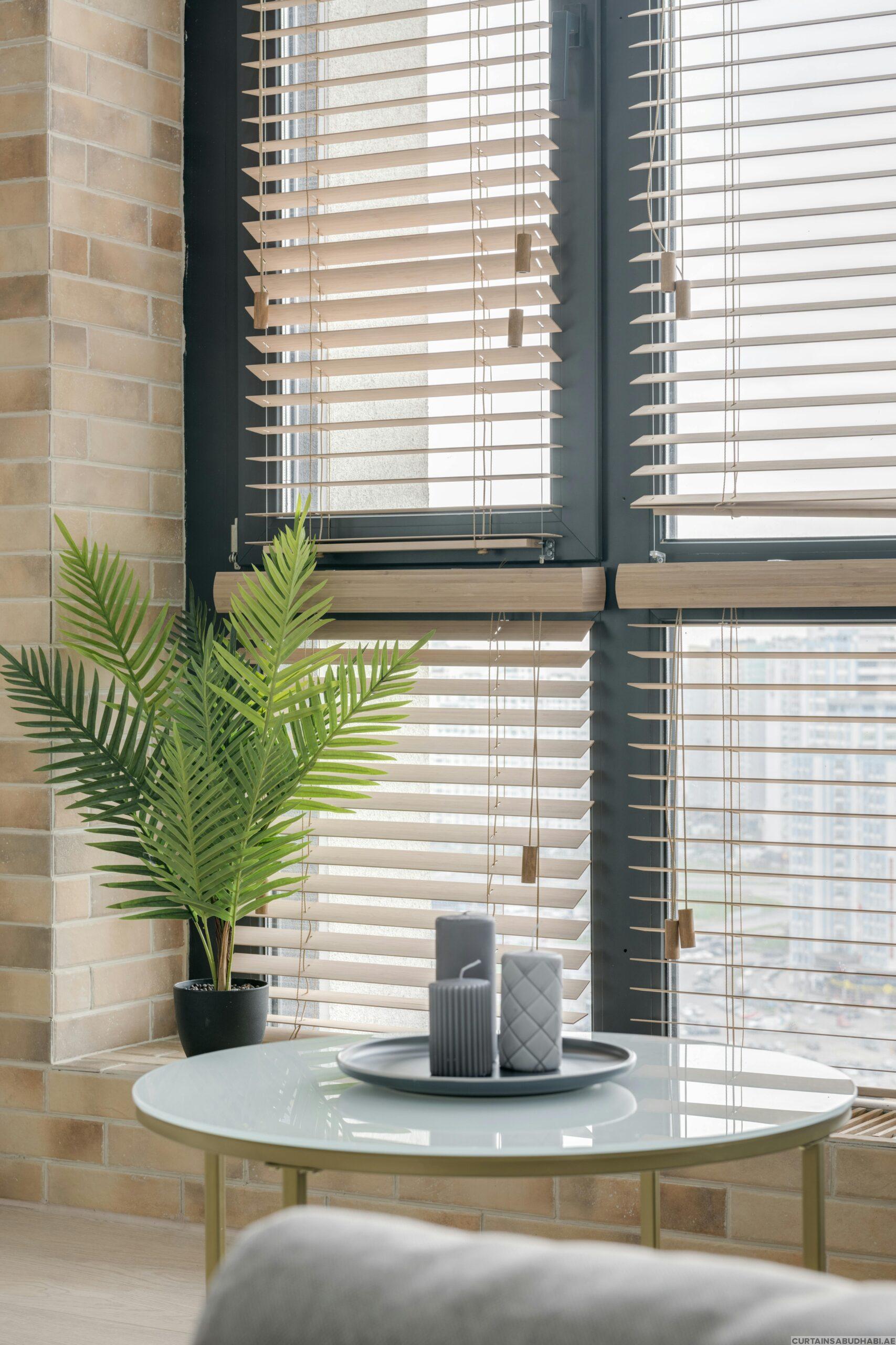 What Are panel blinds and How Do They Work at Home